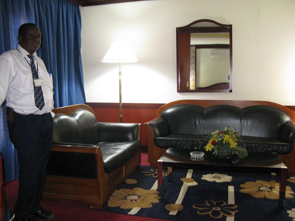 Gaweye Hotel Niamey Bagian luar foto