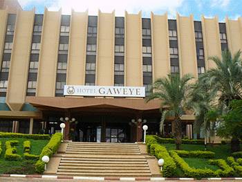 Gaweye Hotel Niamey Bagian luar foto