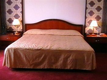 Gaweye Hotel Niamey Bagian luar foto