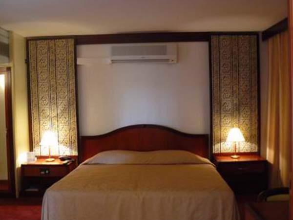 Gaweye Hotel Niamey Bagian luar foto
